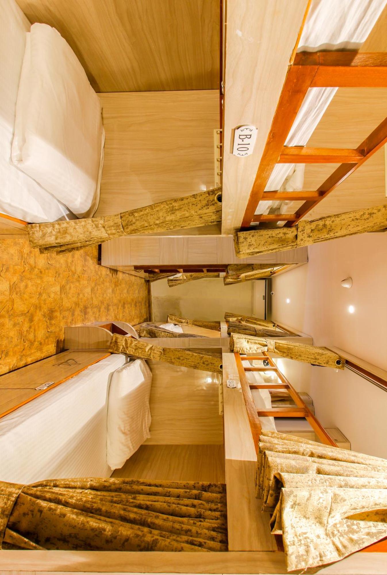 Hygeinic Airport Dormitory Near By Bom Albergue Bombay Exterior foto